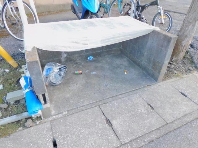 ゴミ置き場 コンドミニアム