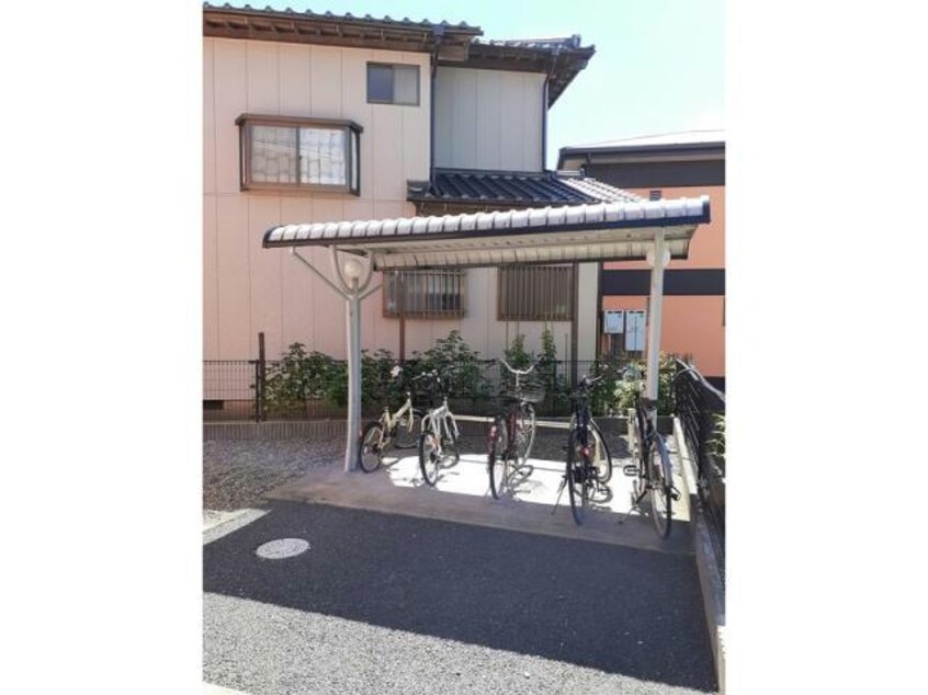 駐輪場 アウリイハレ