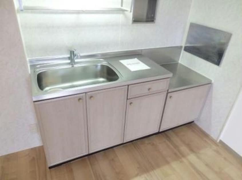 キッチン 内房線/五井駅 バス10分白金3丁目下車:停歩10分 2階 築26年