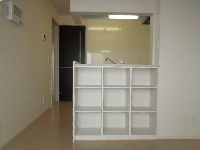 物置棚 内房線/五井駅 徒歩15分 1階 築14年