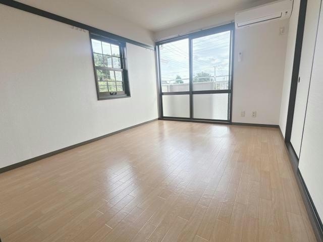 洋室 エアリーハイム