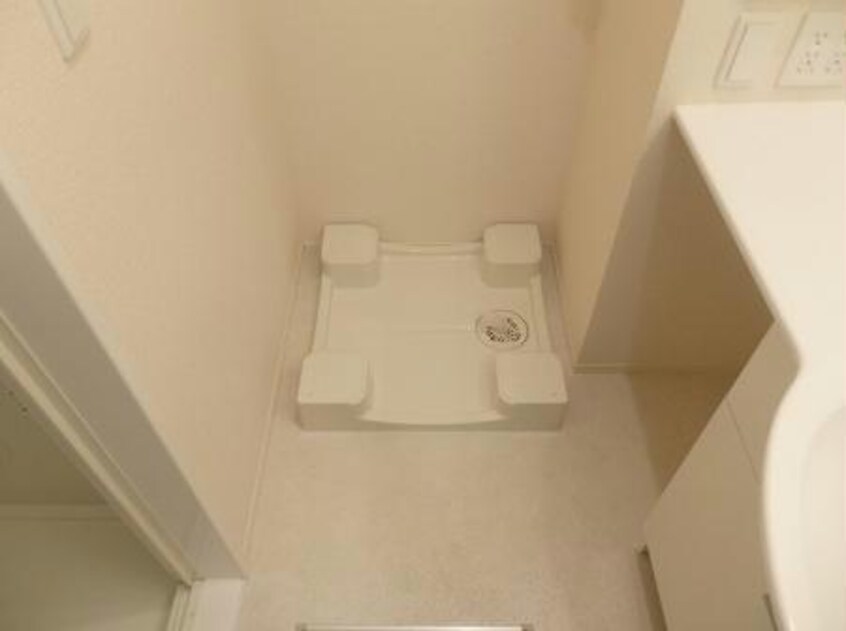 洗濯機置き場 内房線/五井駅 徒歩6分 1階 築12年