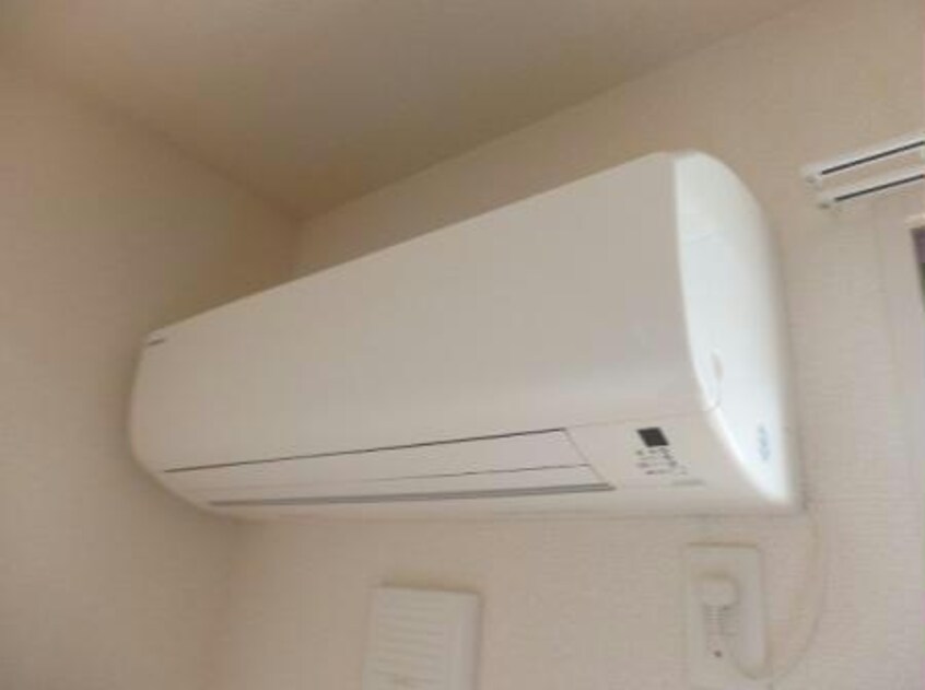 エアコン 内房線/五井駅 徒歩6分 1階 築12年