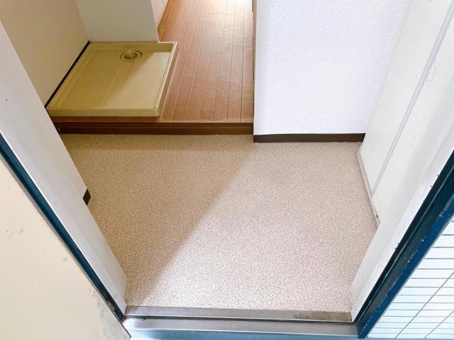 玄関 内房線/五井駅 徒歩8分 2階 築34年