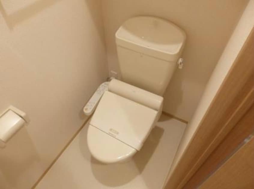 トイレ 内房線/五井駅 バス13分松ケ島下車:停歩5分 2階 築11年