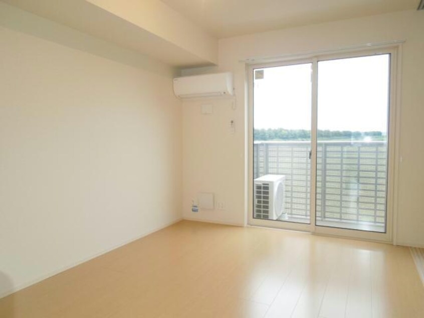 リビング 内房線/五井駅 徒歩18分 2階 築11年