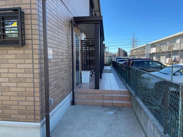 エントランス 内房線/五井駅 徒歩20分 1階 築11年