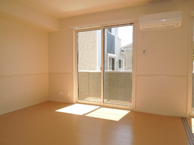 居室 内房線/五井駅 徒歩20分 2階 築11年