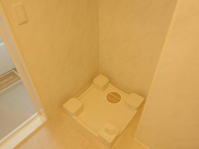 洗濯機置き場 内房線/姉ケ崎駅 バス6分白塚陸橋下下車:停歩1分 2階 築11年