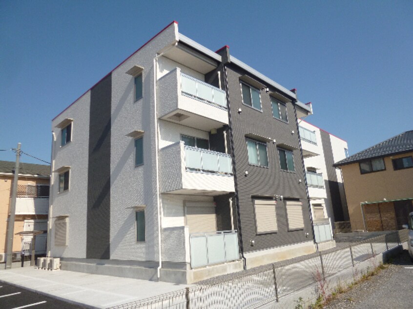 外観 内房線/八幡宿駅 徒歩3分 1階 築10年