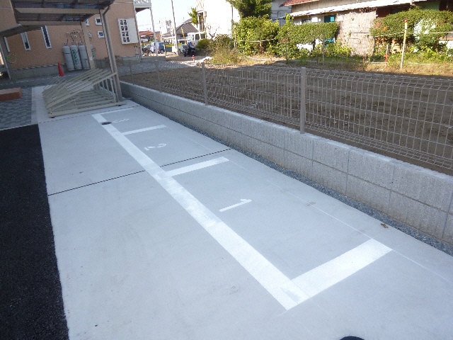 バイク置場 内房線/八幡宿駅 徒歩3分 1階 築10年