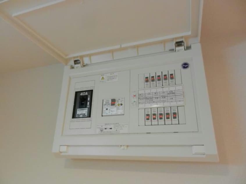 ブレーカー 京成千葉線・千原線/ちはら台駅 徒歩8分 1階 築9年