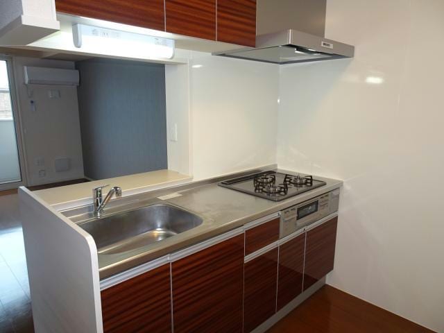 システムキッチン 内房線/五井駅 徒歩11分 2階 築9年