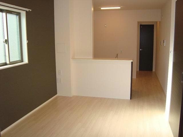  内房線/姉ケ崎駅 徒歩5分 2階 築9年