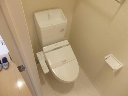 トイレ 内房線/五井駅 徒歩6分 1階 築9年