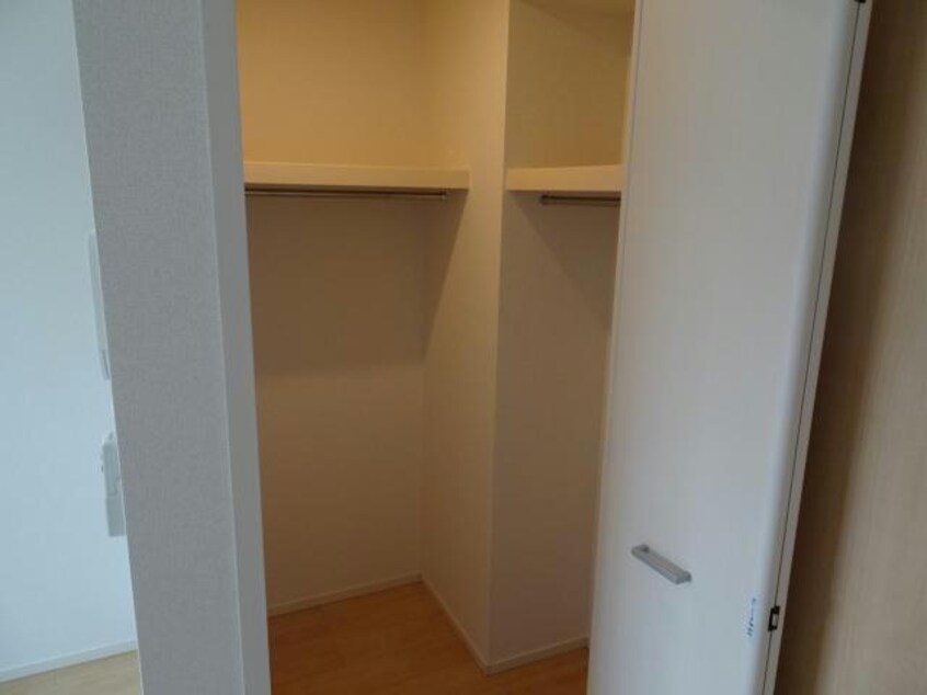 ウォークインクローゼット アビタシオン・U