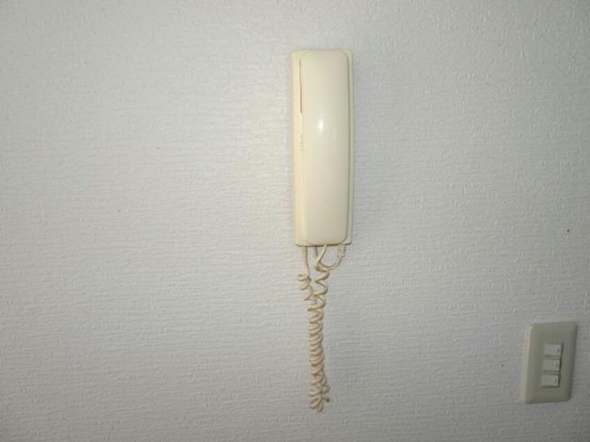 インターホン 江子田貸家