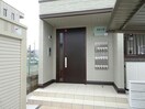 エントランス 内房線/五井駅 徒歩1分 1階 築7年
