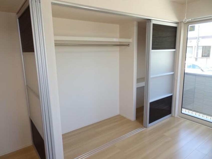 クローゼット 内房線/姉ケ崎駅 徒歩14分 3階 築7年