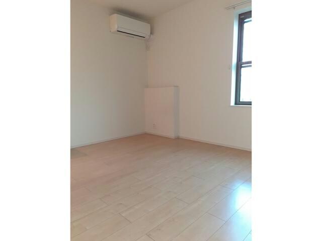 洋室 パッシィオーネU