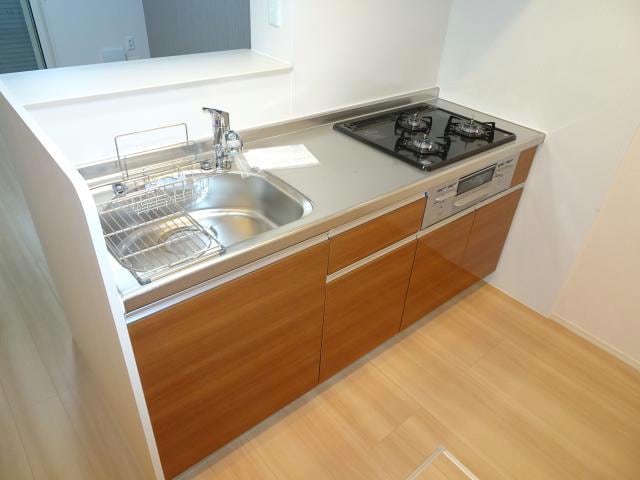キッチン 内房線/五井駅 バス14分藤井下車:停歩8分 1階 築6年