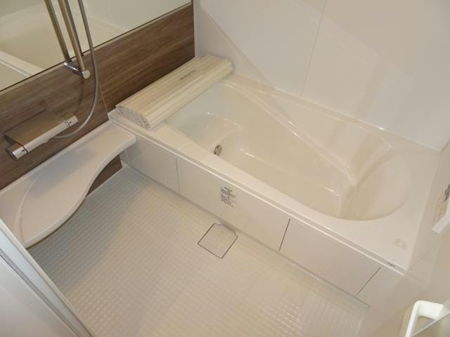 浴室 内房線/五井駅 バス14分藤井下車:停歩8分 1階 築6年