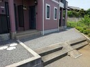 玄関前 メゾンソレイユⅡ