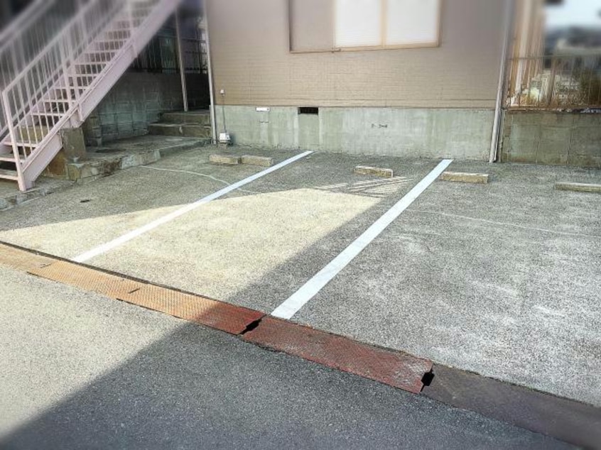 駐車場 メゾン寿