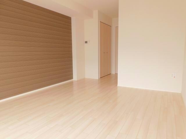 洋室 小湊鉄道/上総村上駅 徒歩17分 1階 築4年