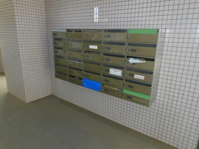 集合ポスト シャトレ白金