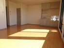 リビング 内房線/五井駅 徒歩16分 1階 築32年