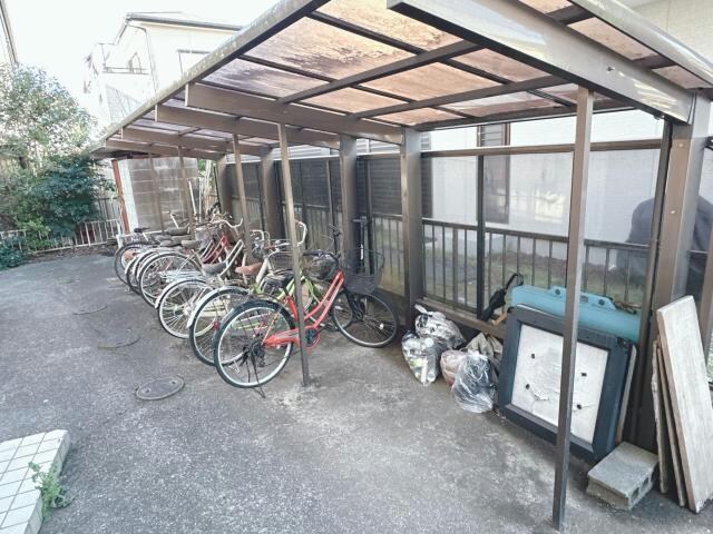 駐輪場 小湊鉄道/上総村上駅 徒歩37分 2階 築33年