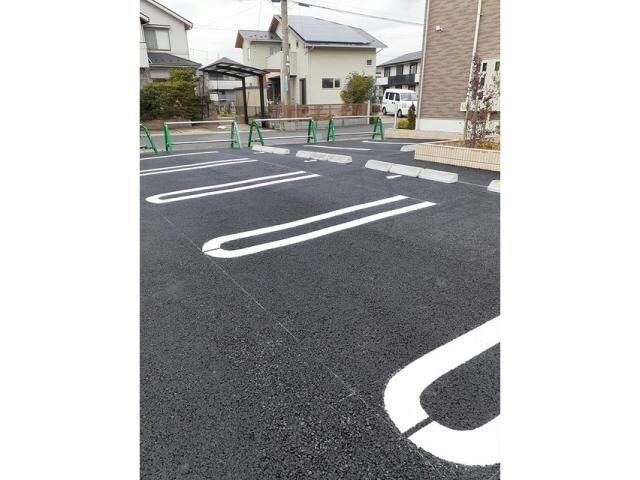 駐車場 プリムヴェールⅢ