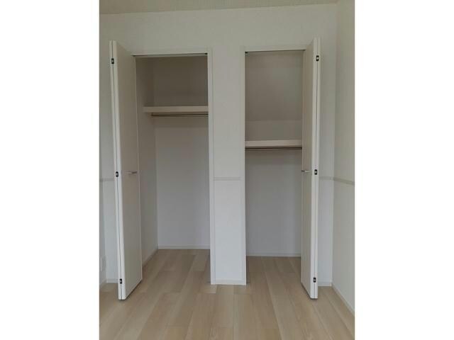 収納 プリムヴェールⅢ