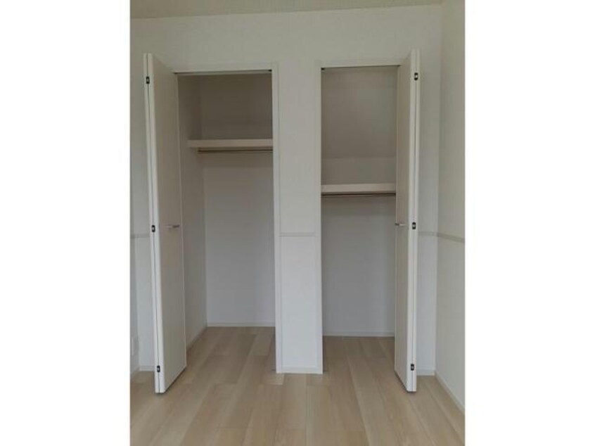 収納 プリムヴェールⅢ