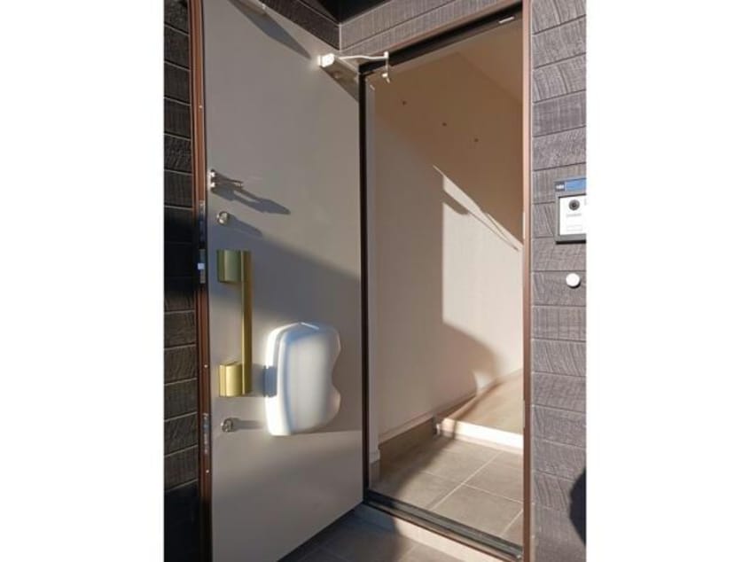 玄関 ベリッシモ　ソーレ