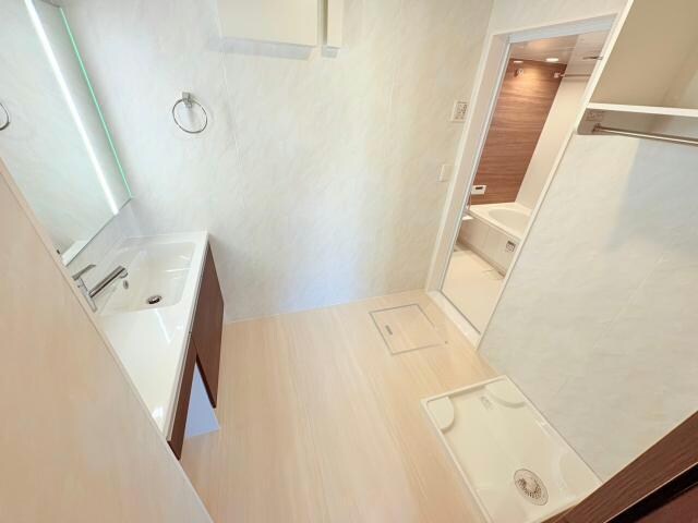  シャイングレイス