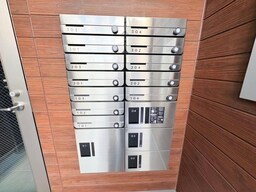 集合ポスト・宅配BOX