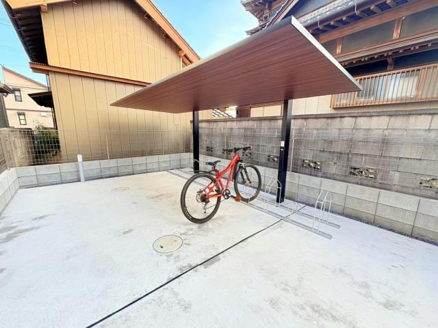 駐輪場 マロンクレール