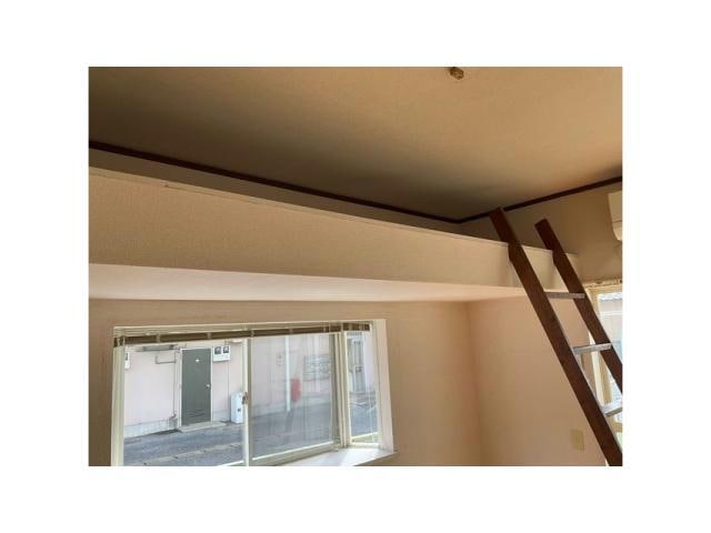 ロフト階段 シャトー青葉