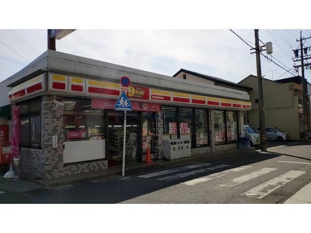 ニューヤマザキデイリーストア羽黒駅前店(コンビニ)まで823m カシオペア犬山