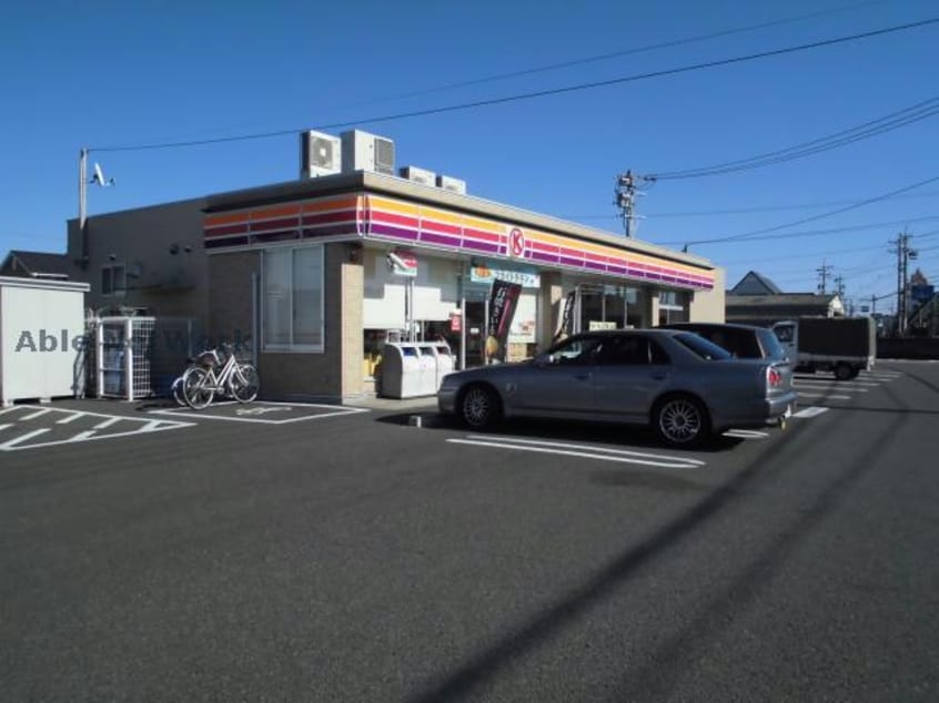 ファミリーマート扶桑中海道店(コンビニ)まで496m サンヒルズ高雄　北棟