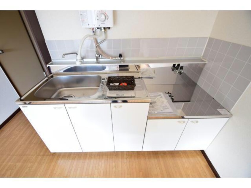 他号室の写真になります。 コーポ遊園