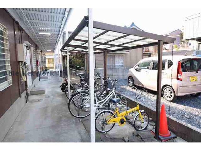 駐輪場 コーポ遊園