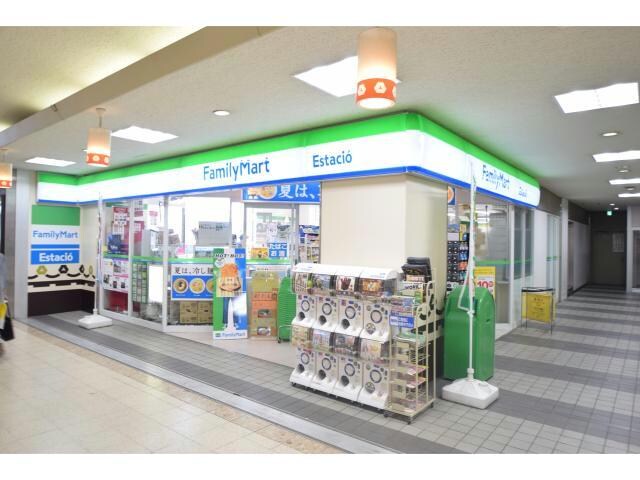 FamilyMart エスタシオン犬山