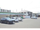 ファミリーマート犬山清水店(コンビニ)まで499m 日比野マンション