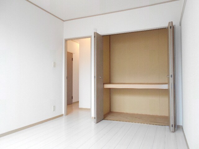  メゾン彩都
