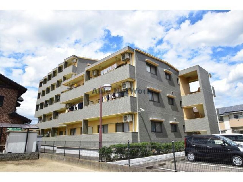  ホームレジデンスＡ