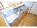 キッチンも十分な広さです♪ メゾンフリージア