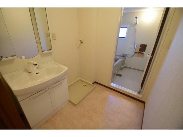 洗面脱衣所 曽汀ガーデン